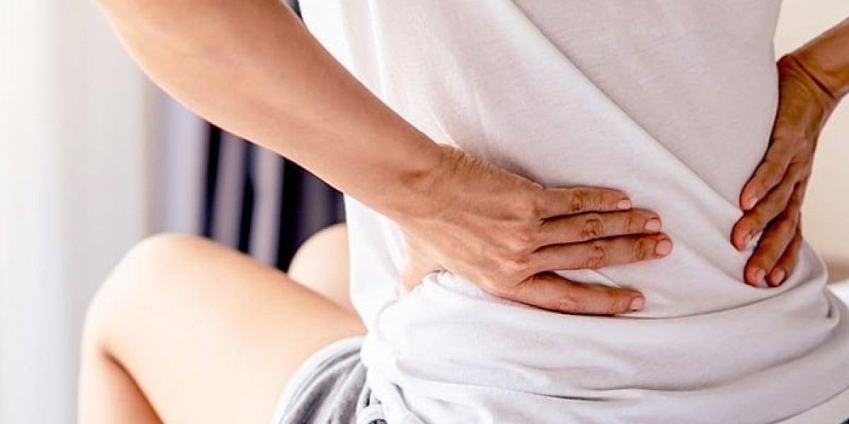 Spinal Stenosis in Singapore – Causes, Symptoms, Diagnosis, and Treatment Options